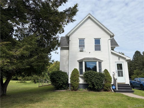 Tiny photo for 86 Clinton RD, New Hartford, NY 13417 (MLS # S1715026)