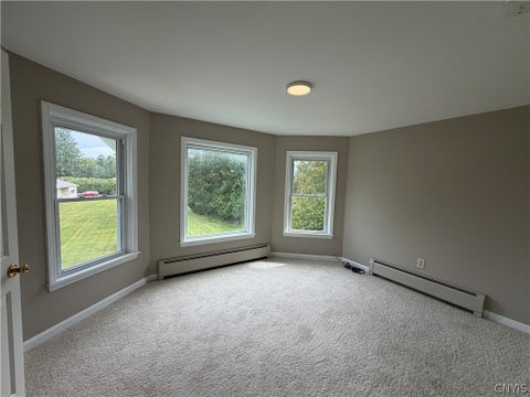 Tiny photo for 86 Clinton RD, New Hartford, NY 13417 (MLS # S1715026)