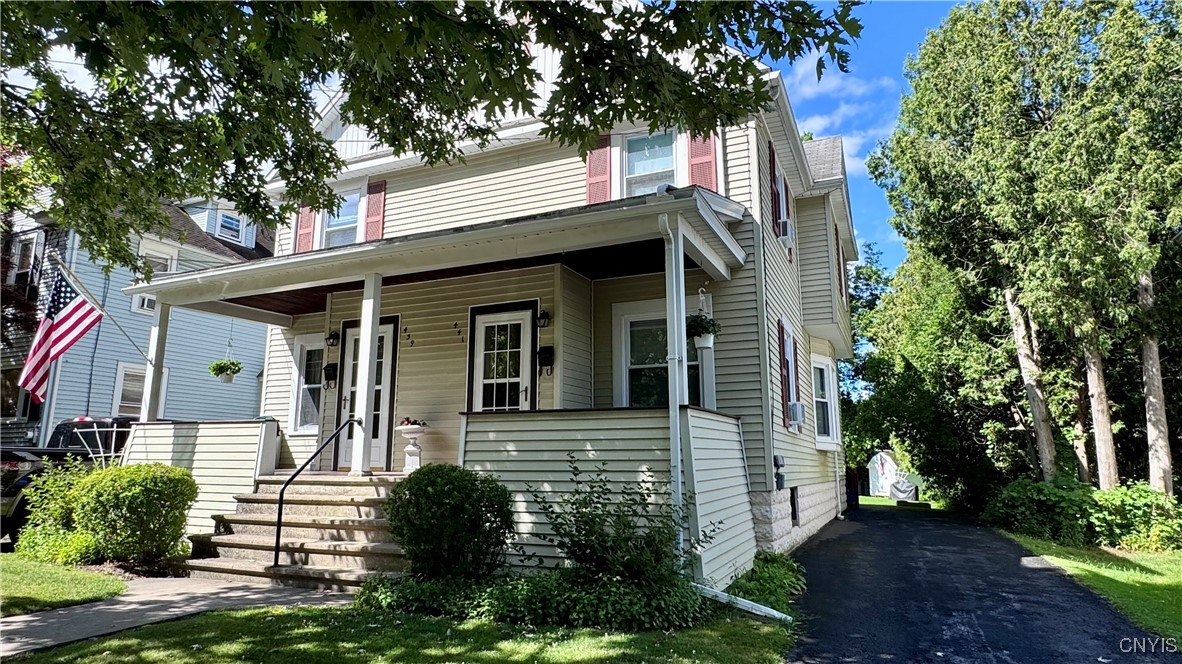 439 N Seward Ave