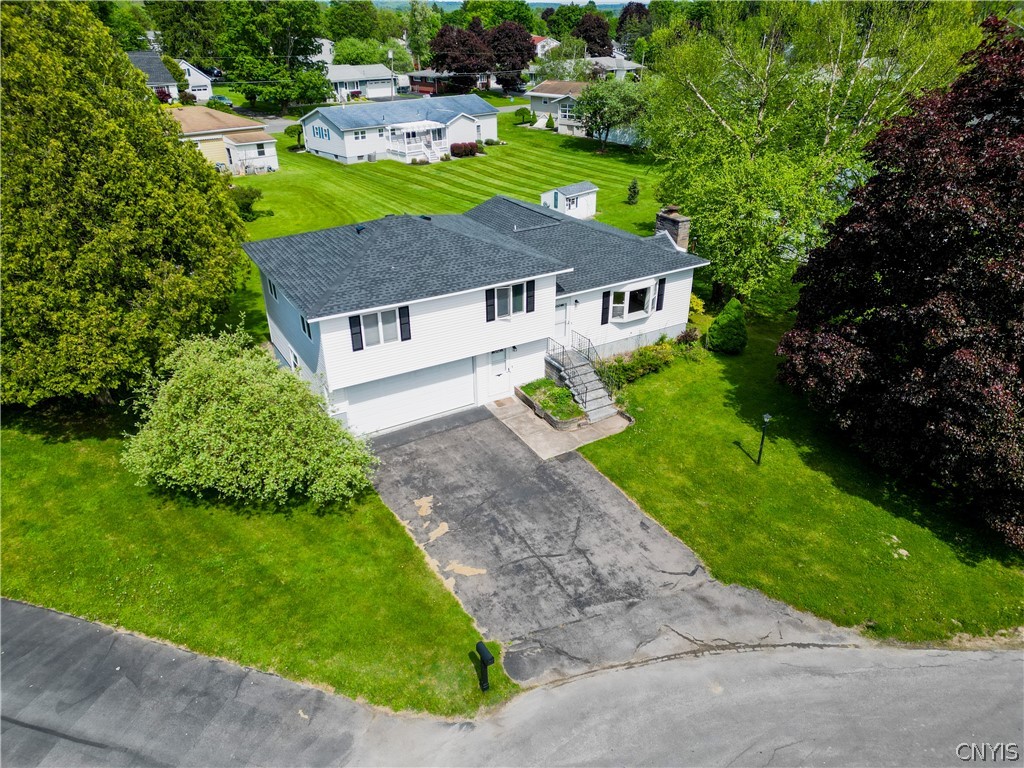 810 Hillview Drive