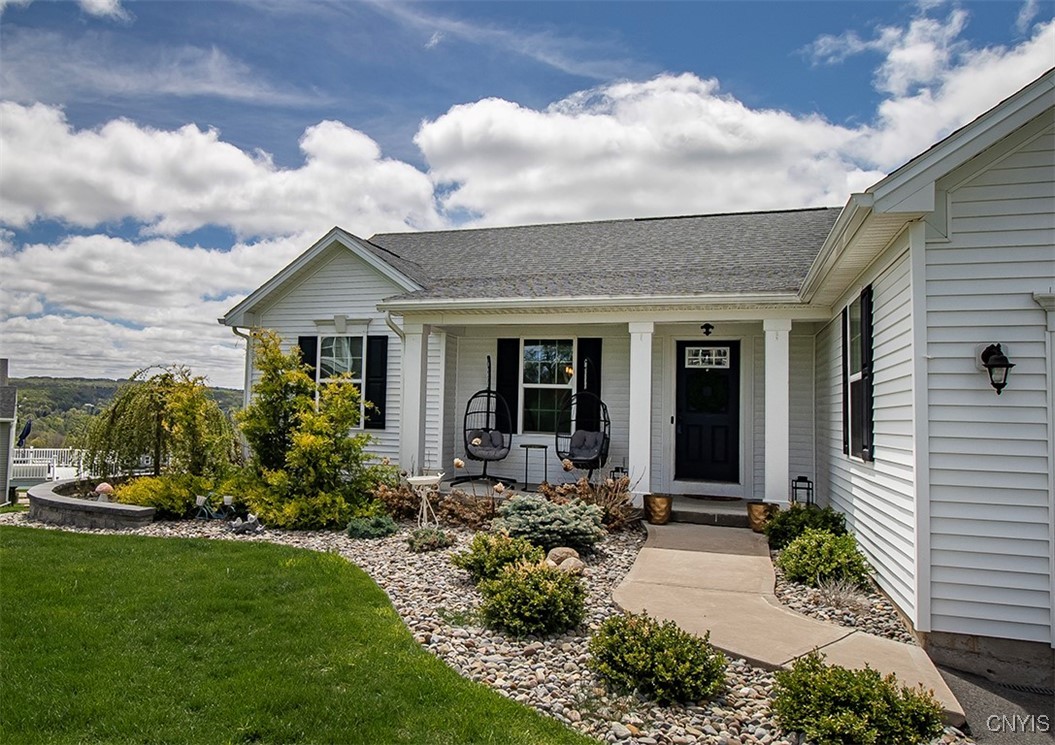 5537 Rolling Meadows, Camillus, New York image 4