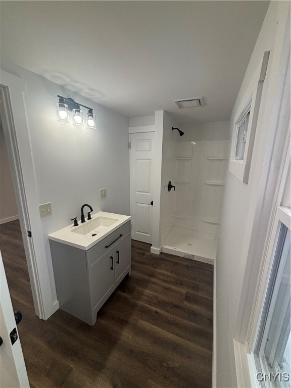 2919 E Brutus Street Road