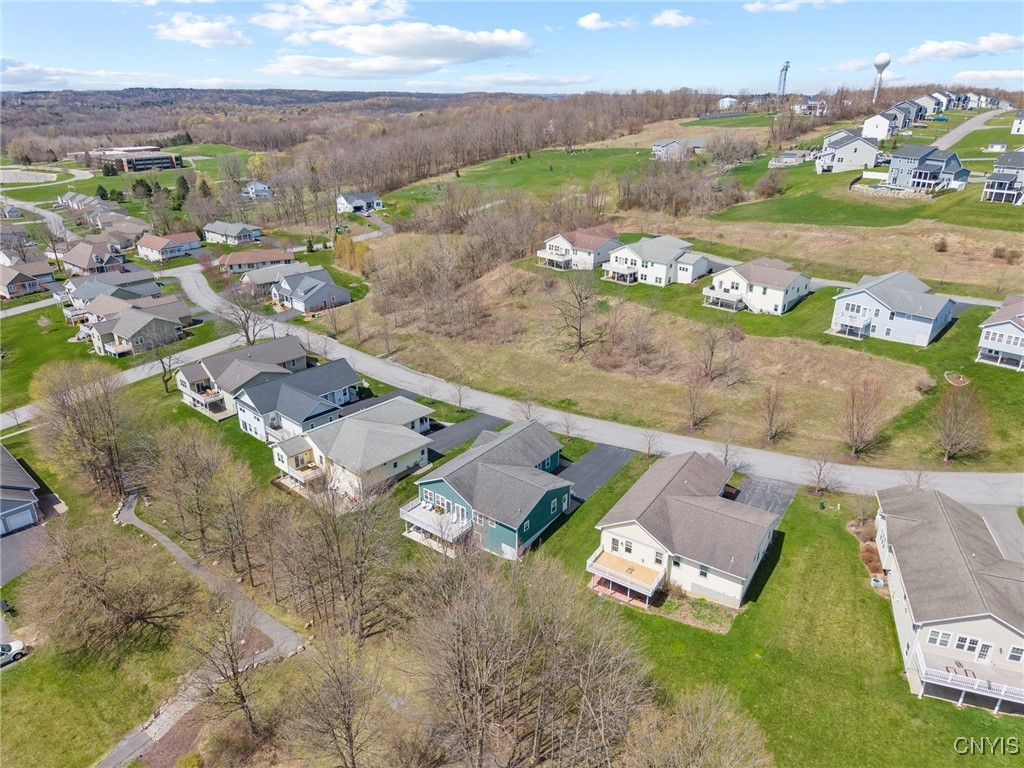 218 Linenhall Street, Camillus, New York image 47