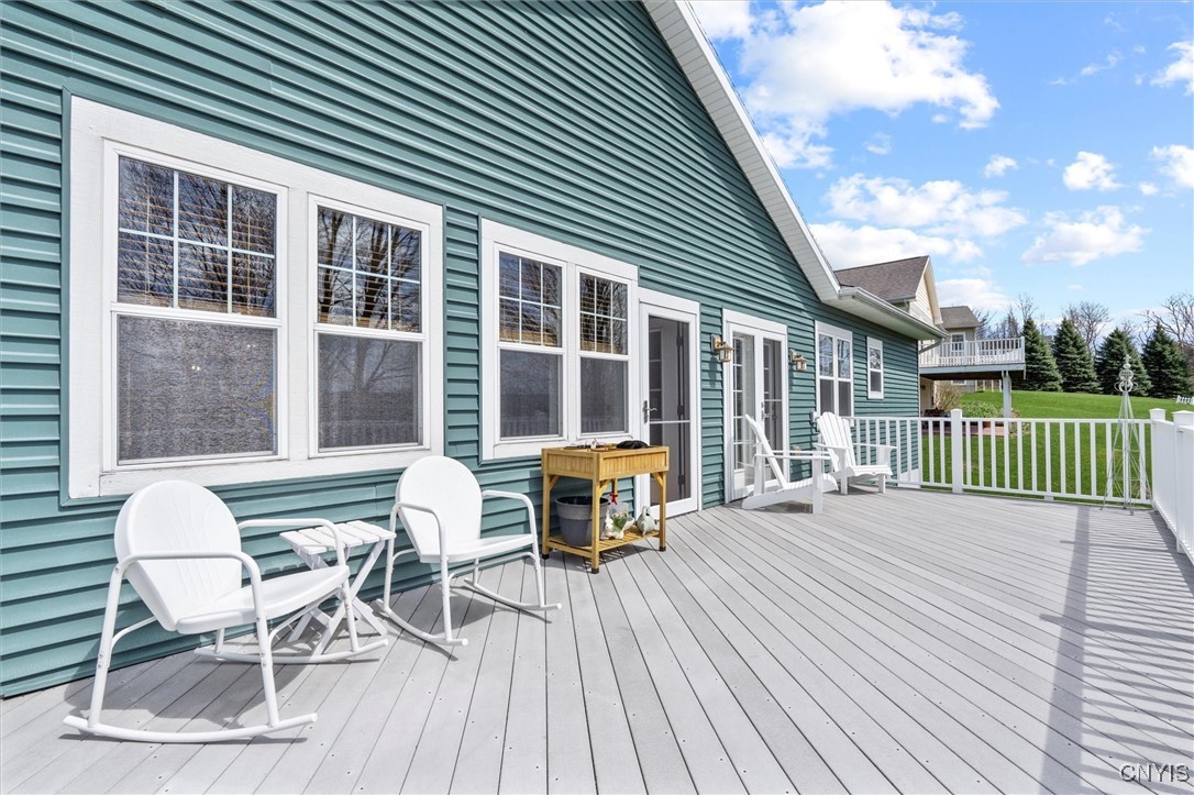 218 Linenhall Street, Camillus, New York image 37