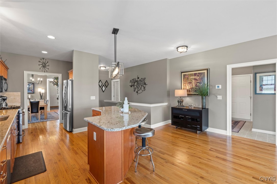 218 Linenhall Street, Camillus, New York image 16