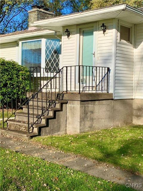 Tiny photo for 124 County Route 6, Schroeppel, NY 13135 (MLS # S1643963)