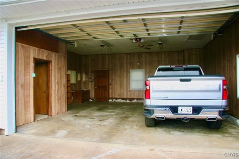 Tiny photo for 124 County Route 6, Schroeppel, NY 13135 (MLS # S1643963)