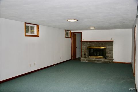 Tiny photo for 124 County Route 6, Schroeppel, NY 13135 (MLS # S1643963)