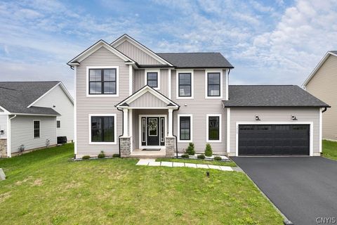 Photo of 3408 Tall Tree Lane, Lysander, NY 13027 (MLS # S1678134)