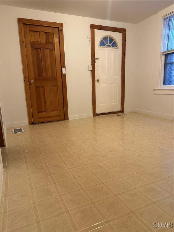 7 Rand Street