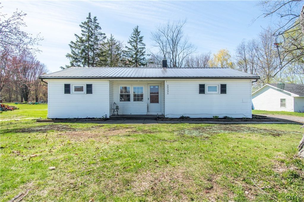 Photo of 20295 Storrs Road, Hounsfield, NY 13685 (MLS # S1675125)