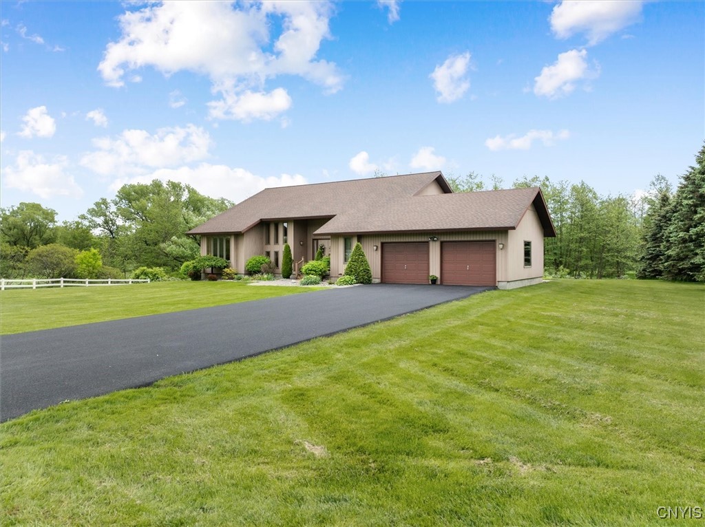 5 Byron Lane