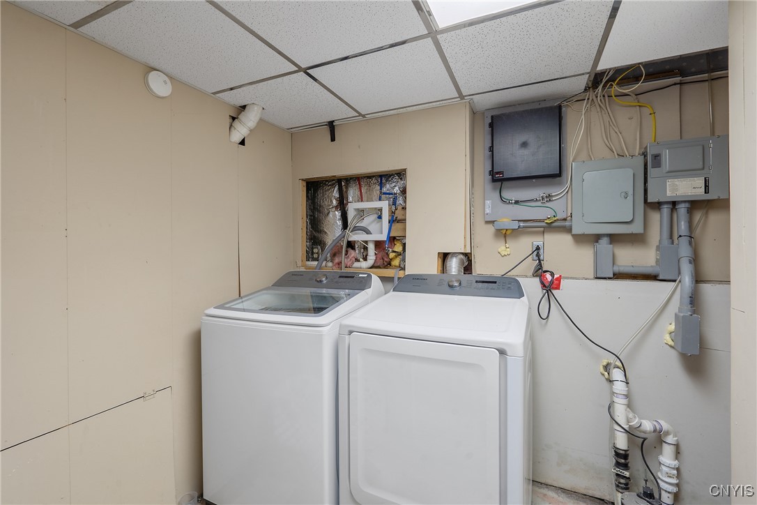 8471 Button Road, Cicero, New York image 31