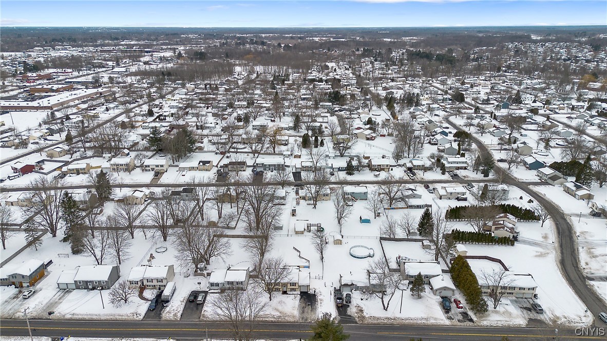 8471 Button Road, Cicero, New York image 39