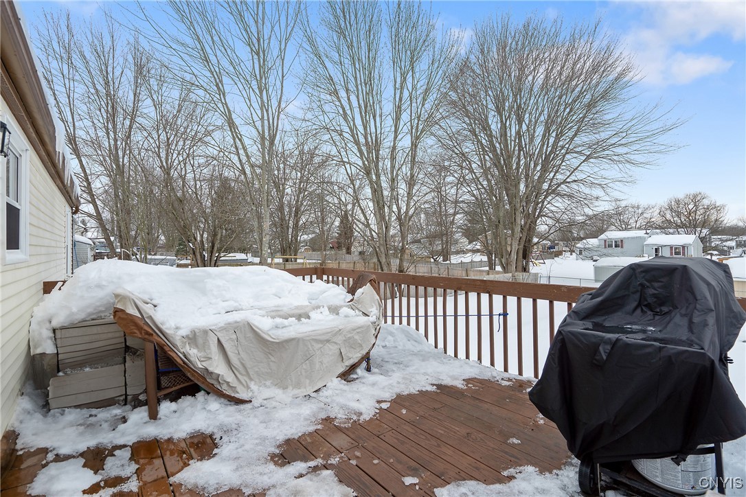 8471 Button Road, Cicero, New York image 3