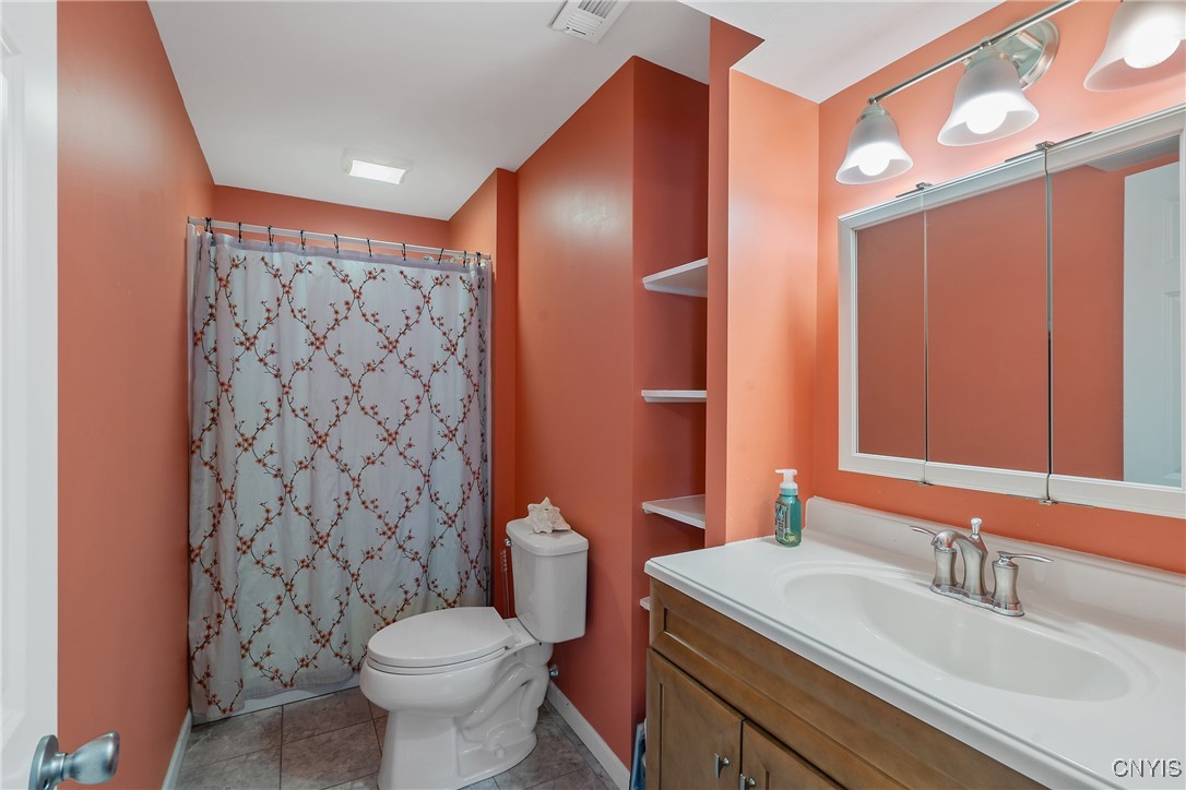 8471 Button Road, Cicero, New York image 28