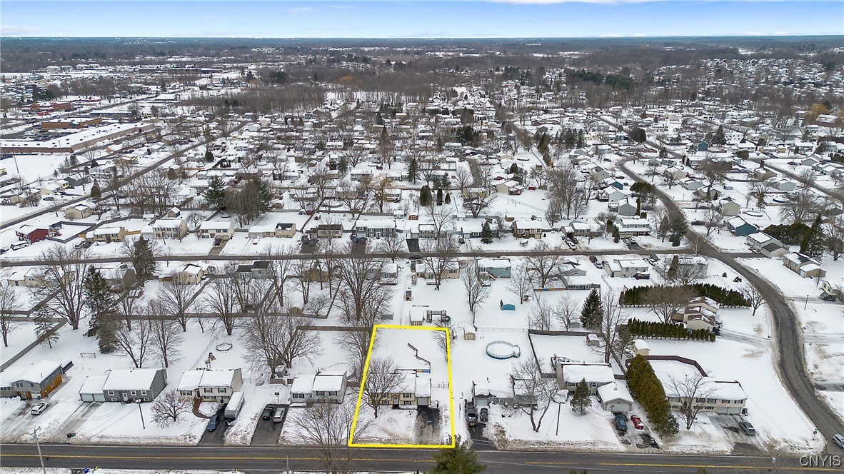 8471 Button Road, Cicero, New York image 40
