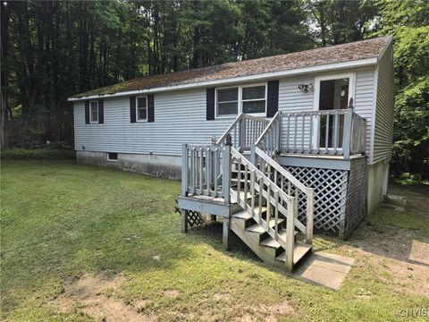 25 Baratier Road Hastings NY 13076