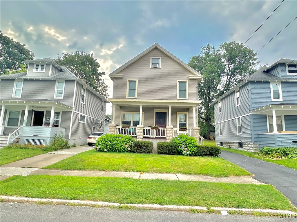1913 Bradford Avenue