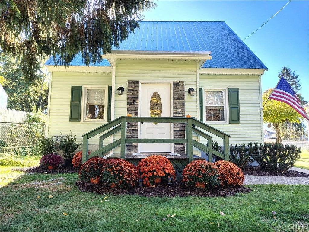408 River Road