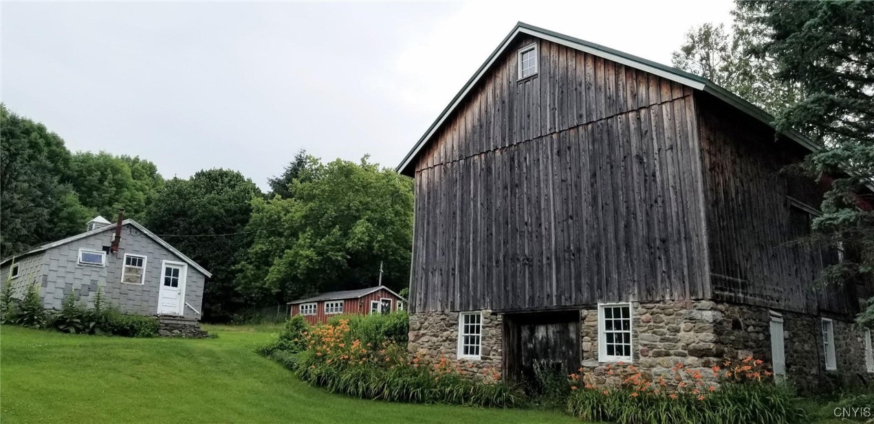 2447 Cemetery Road, Pompey, New York image 31