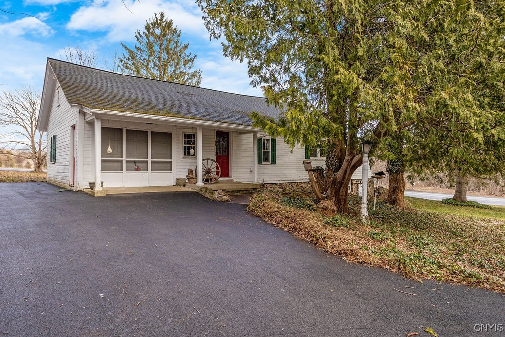 2447 Cemetery Road, Pompey, New York image 1