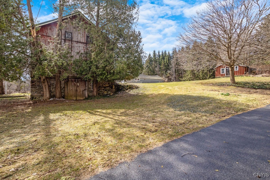 2447 Cemetery Road, Pompey, New York image 32
