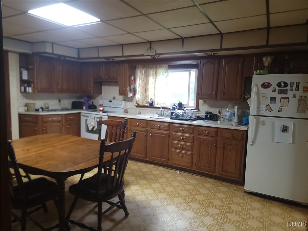 7695 State Highway 5