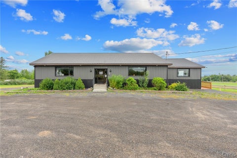 Photo of 5571 State Route 5, Vernon, NY 13476 (MLS # S1712023)