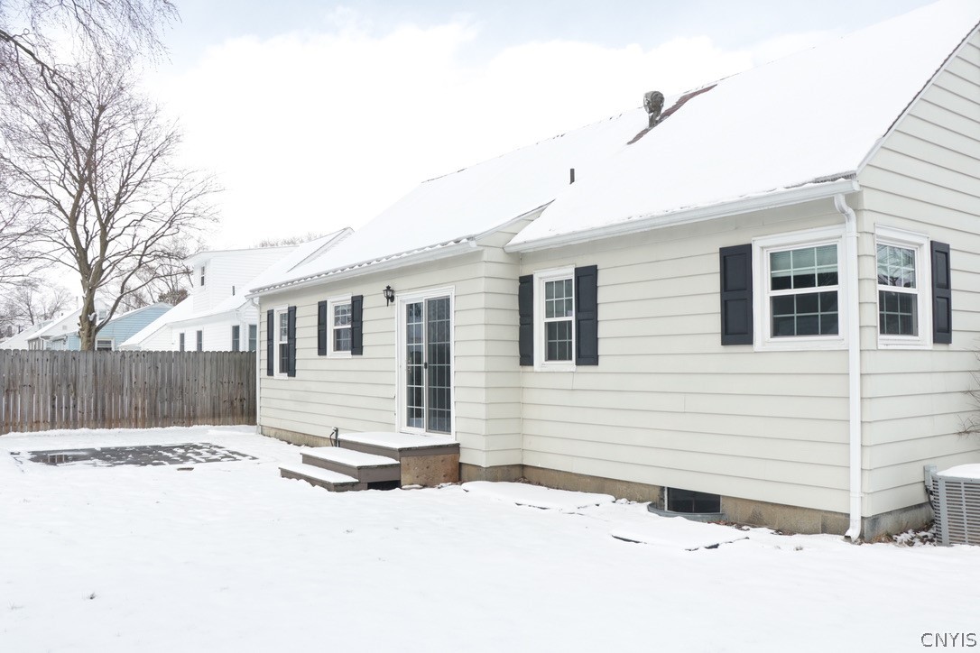 203 Crestwood Drive