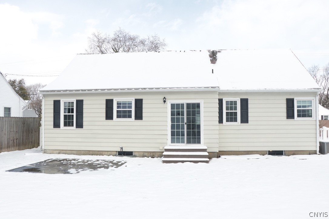 203 Crestwood Drive