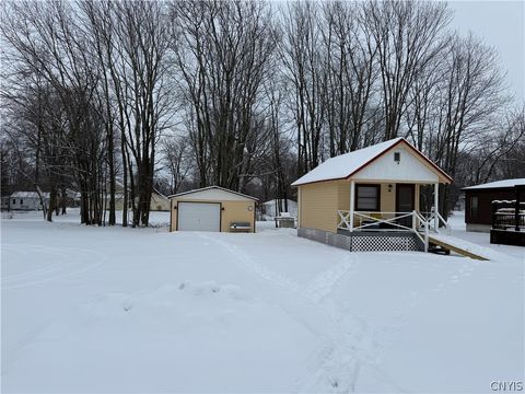Homes For Sale - 282 Lee Street<br/> Cape Vincent, NY 13618