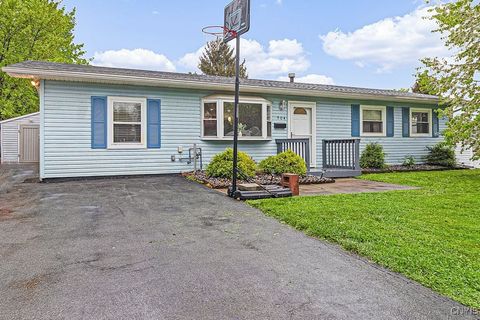 504 Parklane Drive, Utica, NY 13502 - MLS#: S1605645