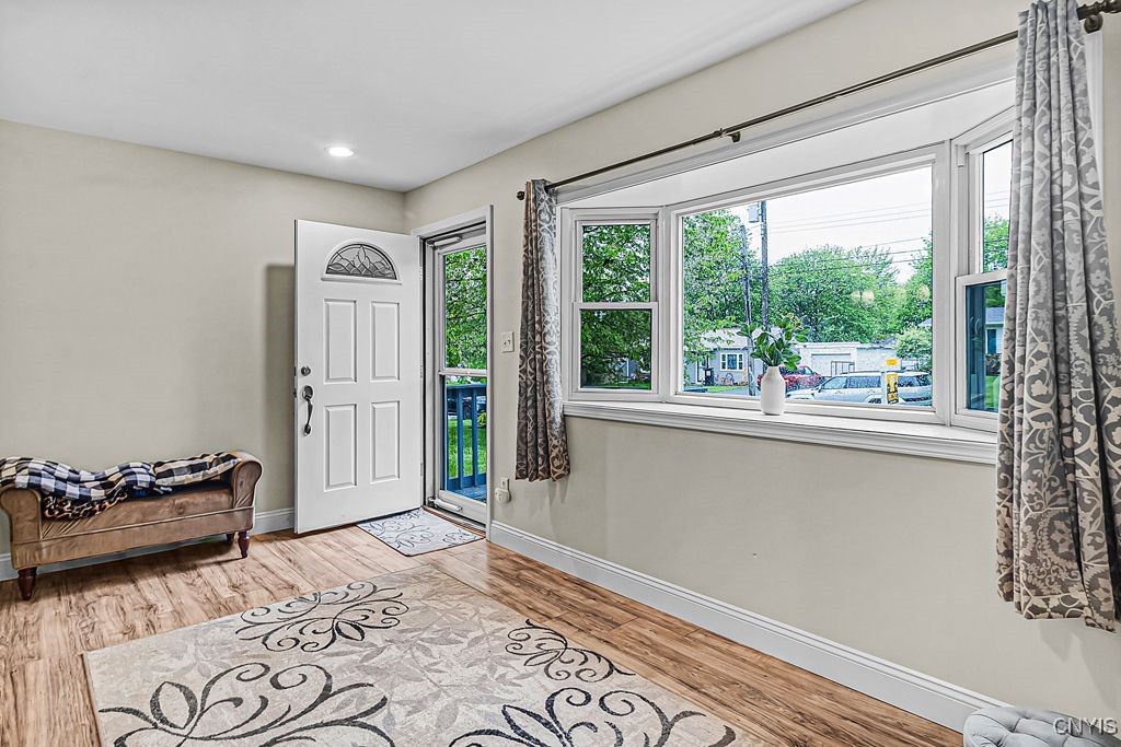 504 Parklane Drive, Utica, New York image 5