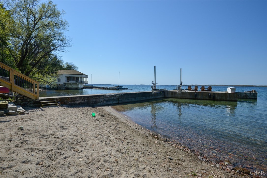 12703/705 Riverside Acres Lane #705, Clayton, New York image 4