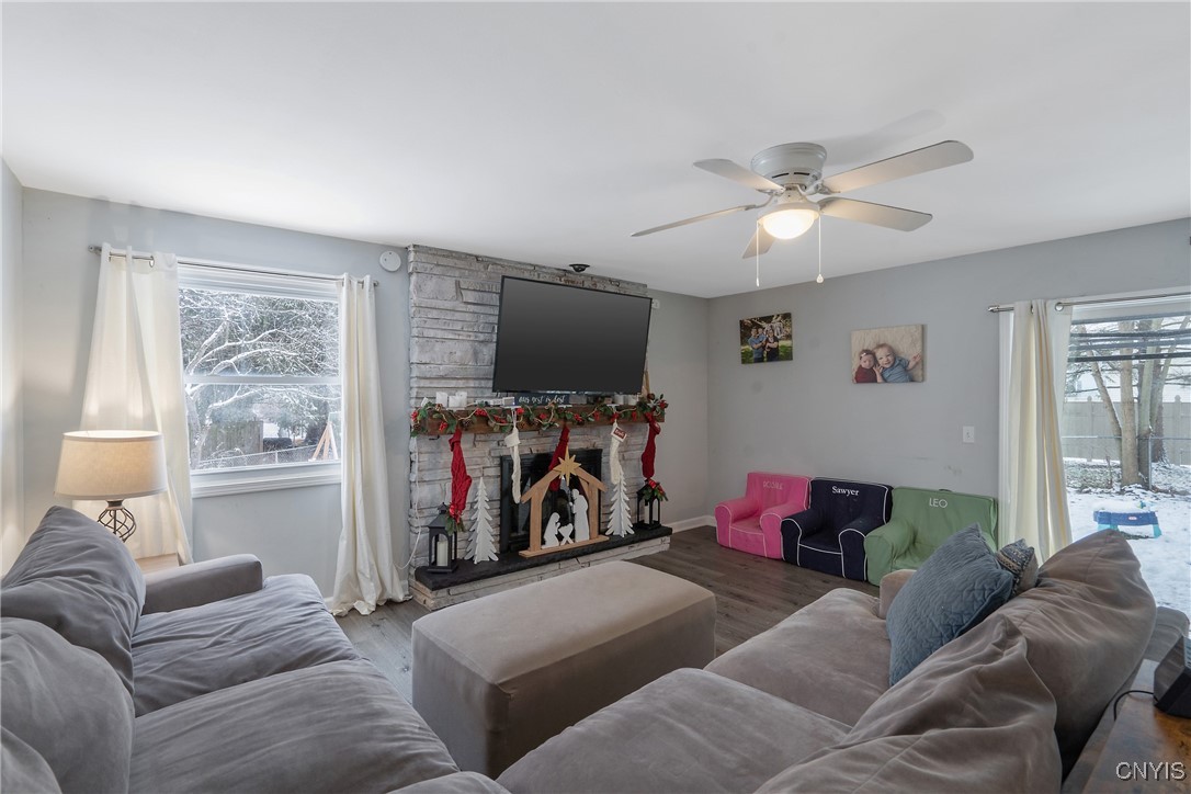 11 Bayberry Circle, Clay, New York image 19