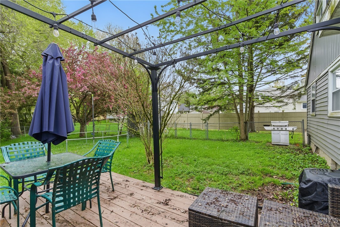 11 Bayberry Circle, Clay, New York image 36