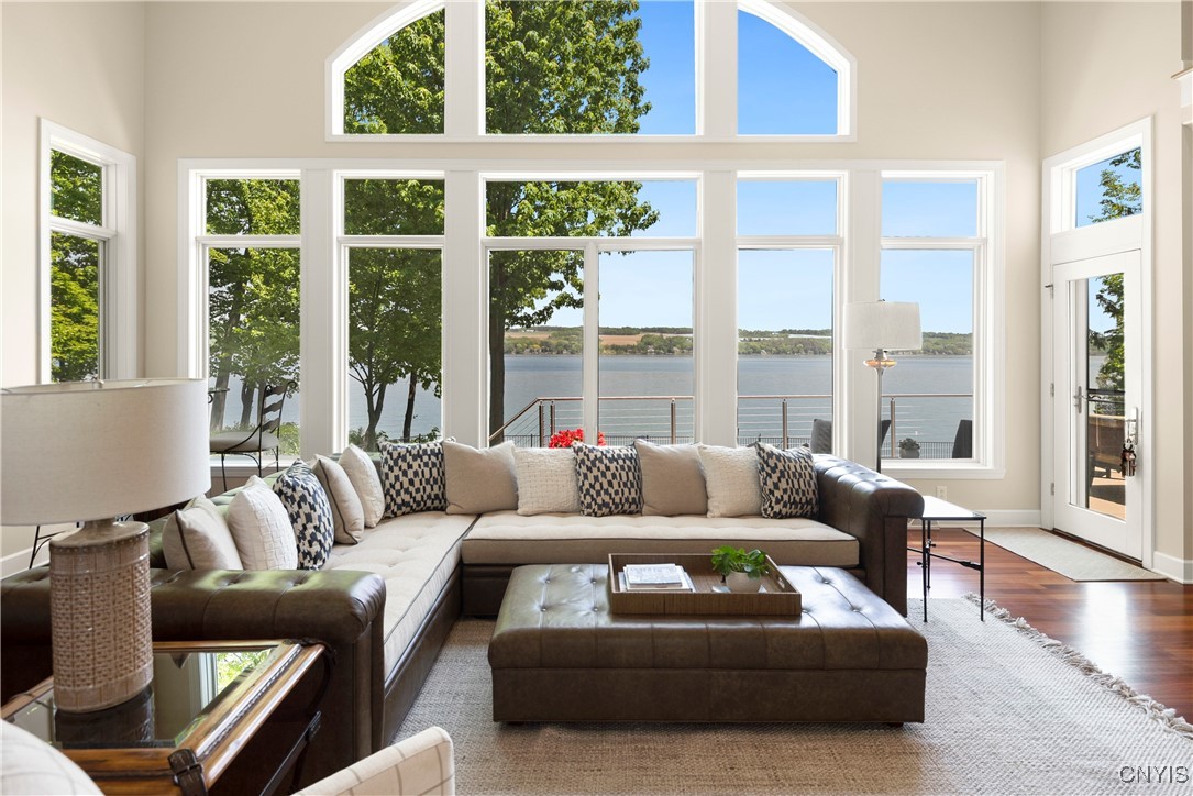 2338 Thornton Grv, Skaneateles, New York image 3