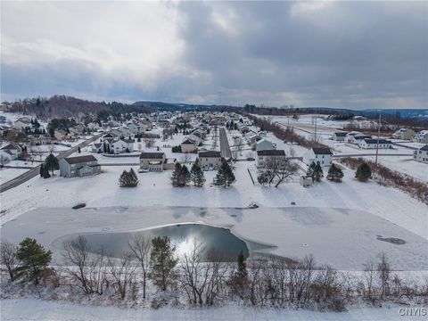 Tiny photo for 5771 Eclipse Drive, Onondaga, NY 13078 (MLS # S1659618)