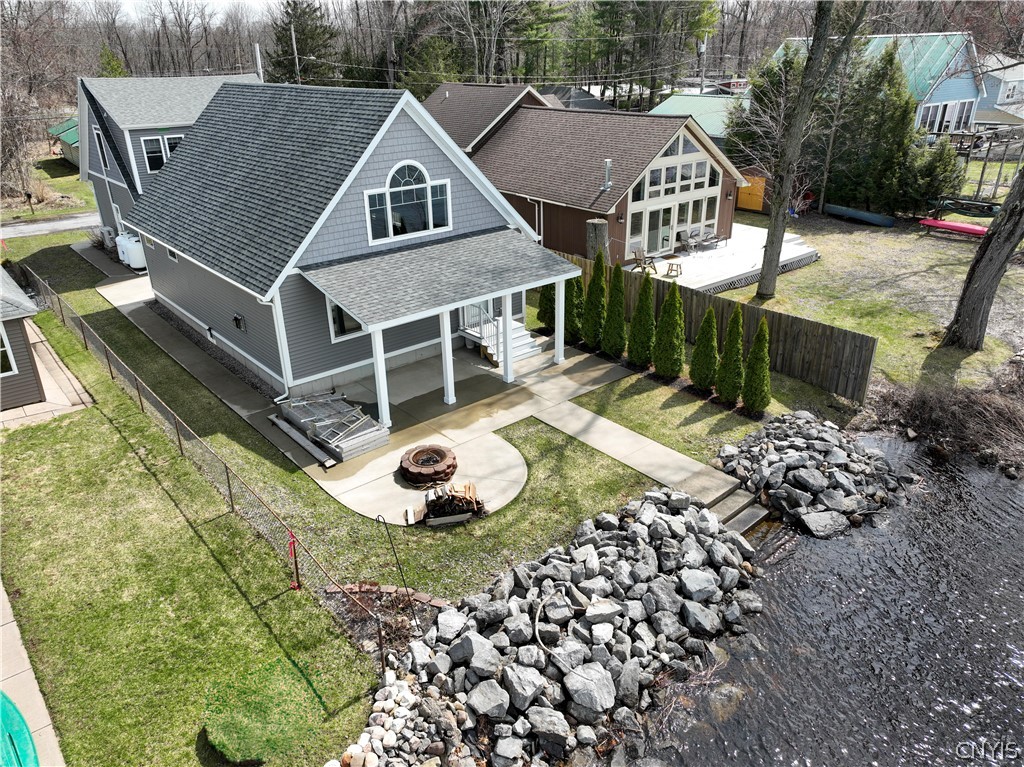 7327 Lake Shore Drive