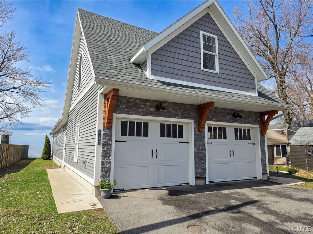 7327 Lake Shore Drive