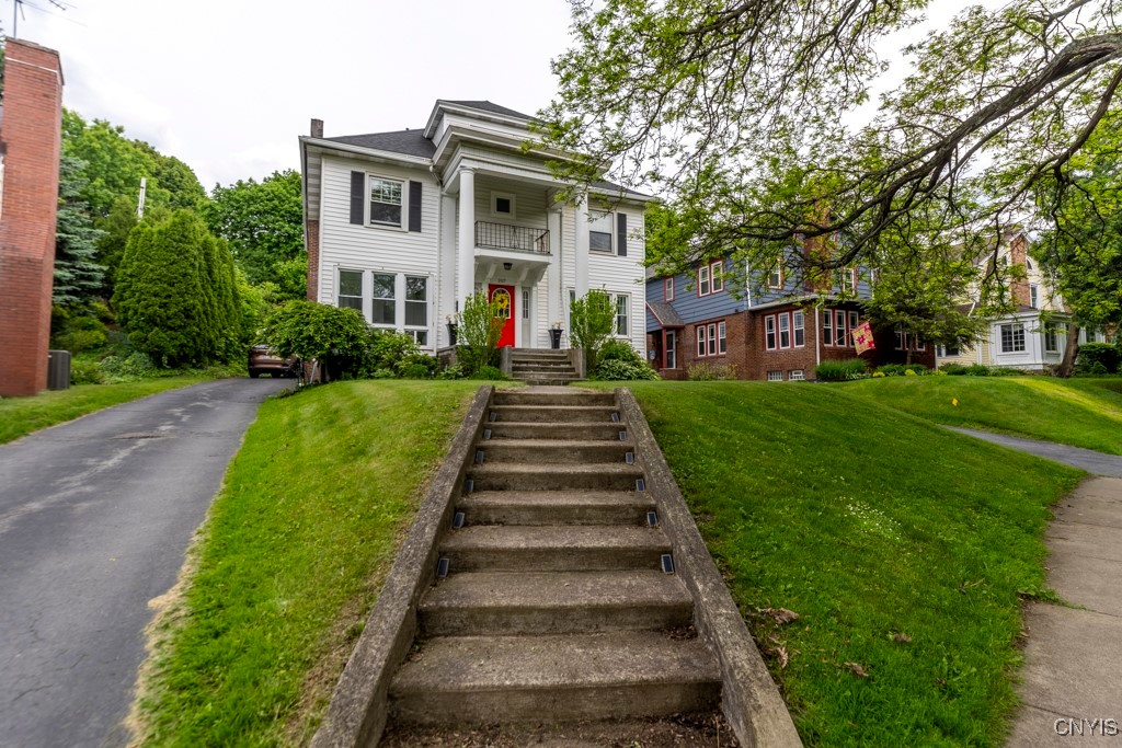 207 Twin Hills Drive, Syracuse, New York image 43