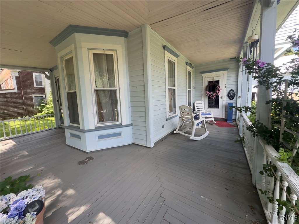 24 W James Street