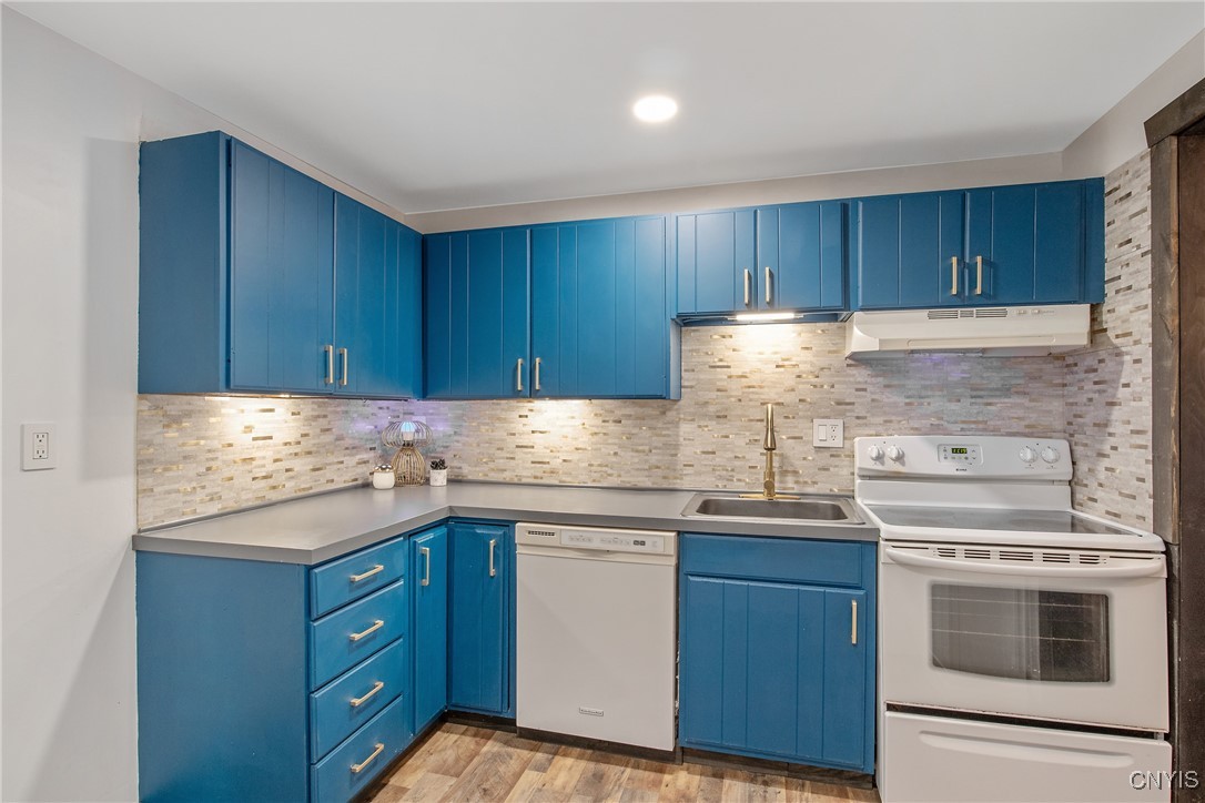 5526 Trastevere Road, Clay, New York image 15