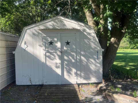 Tiny photo for 5923 Cooper Street, Vernon, NY 13476 (MLS # S1707762)