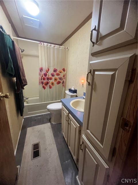 Tiny photo for 5923 Cooper Street, Vernon, NY 13476 (MLS # S1707762)