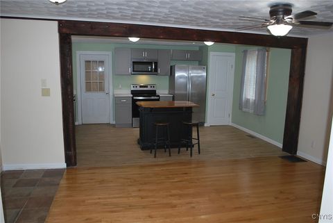 Tiny photo for 99 Lincoln Avenue, Mexico, NY 13114 (MLS # S1648598)