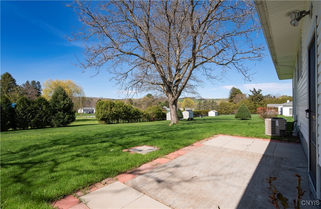 9386 Sessions Road, New Hartford, New York image 11