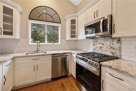 Tiny photo for 324 White Heron Circle Circle, Manlius, NY 13066 (MLS # S1708909)