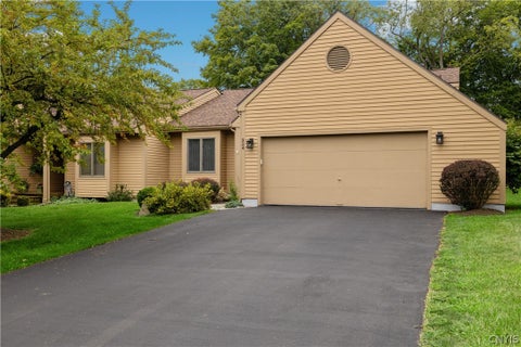 Photo of 324 White Heron Circle Circle, Manlius, NY 13066 (MLS # S1708909)
